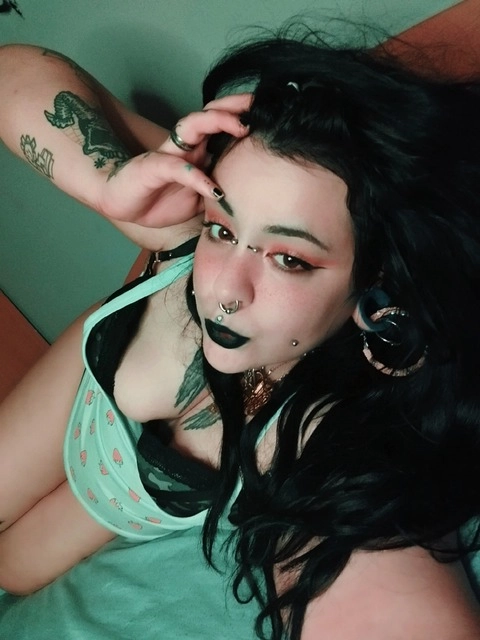 Lady Disaster OnlyFans Picture