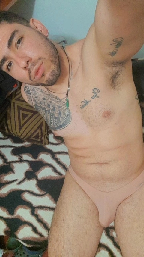 Jonathan González ?? OnlyFans Picture