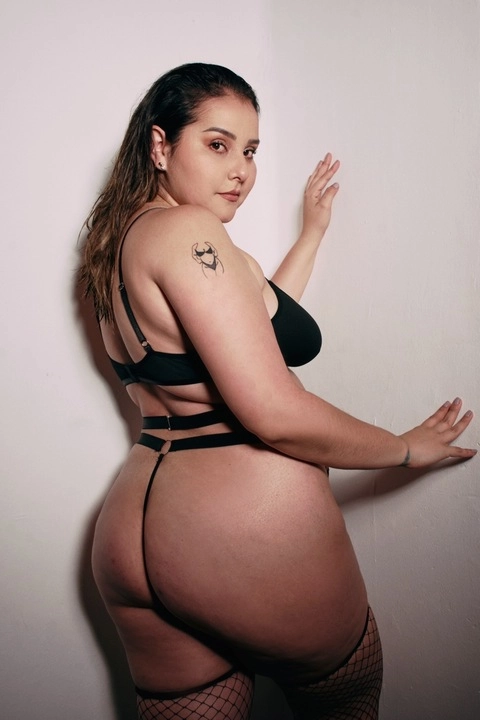MiizCurvy OnlyFans Picture