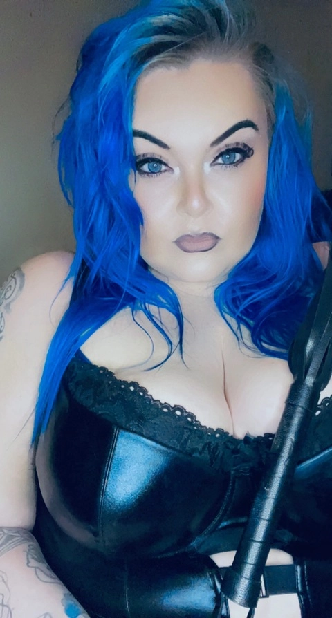 Miss curvesxx OnlyFans Picture