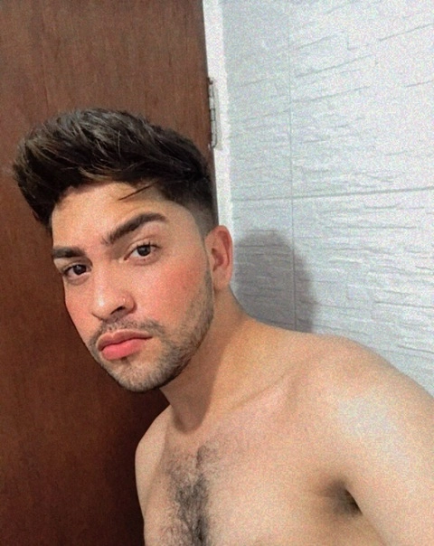 Tommy Almanza OnlyFans Picture