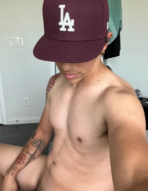 Twunk-ish OnlyFans Picture