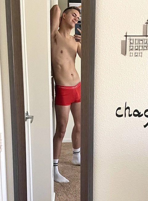 HungBoyAlex OnlyFans Picture