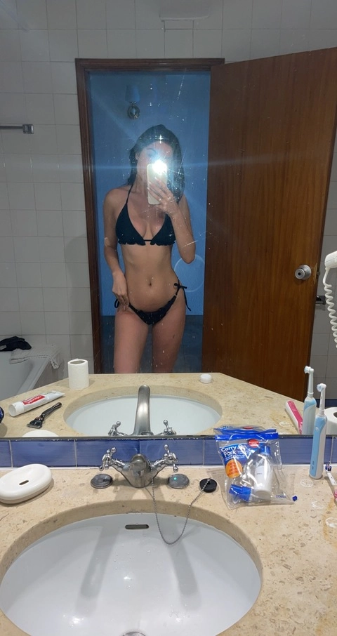 Charlotte OnlyFans Picture