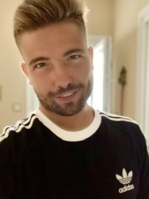 Iván Segura OnlyFans Picture