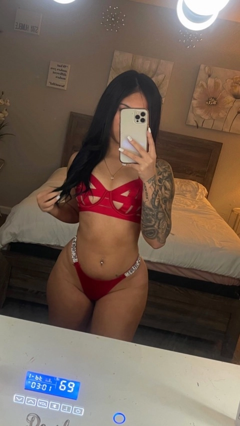 Claudia OnlyFans Picture