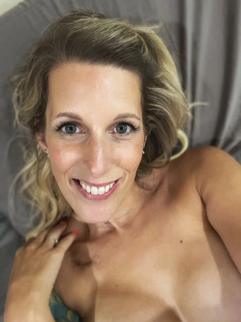 Eileen Wright OnlyFans Picture