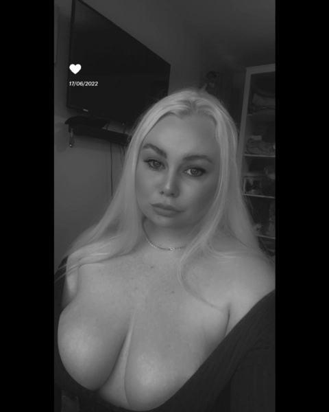 XxxSydneyxxX OnlyFans Picture