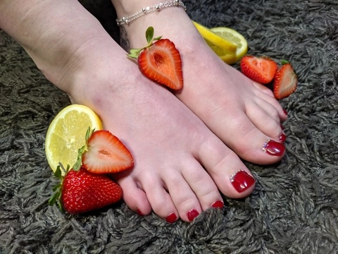 FeetTreats7.5 OnlyFans Picture