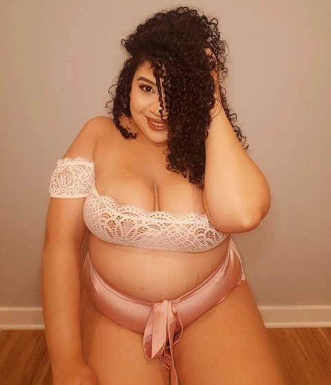Amorous Angelica - Latina BBW - Archives OnlyFans Picture