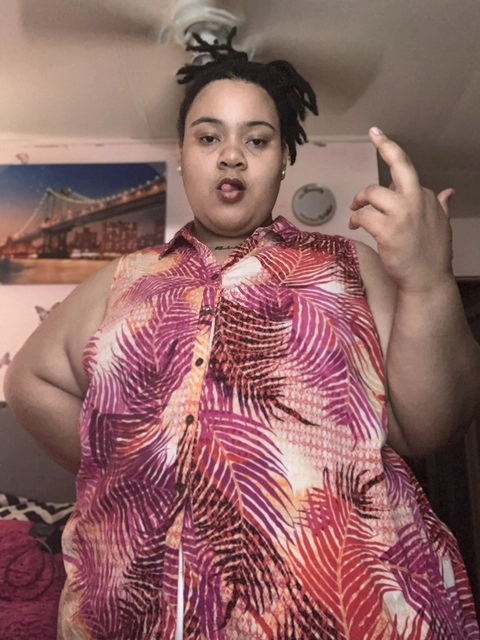 CurvyRedd OnlyFans Picture