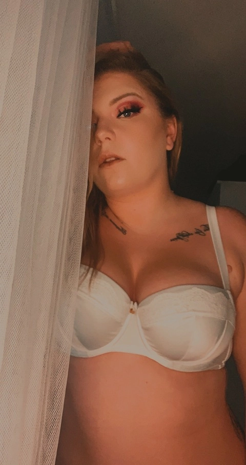 Violet OnlyFans Picture