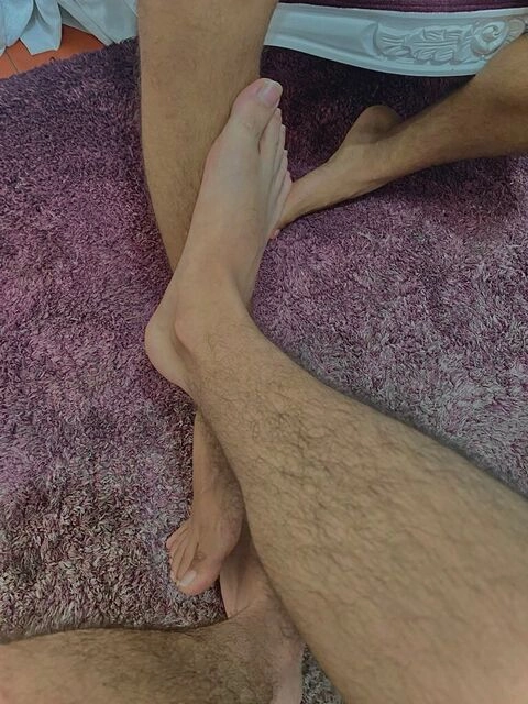 Hot feet Couple OnlyFans Picture