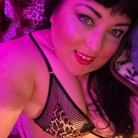 Lucy Loves Lingerie OnlyFans Picture