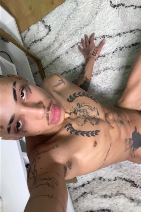 That tattooed guy OnlyFans Picture