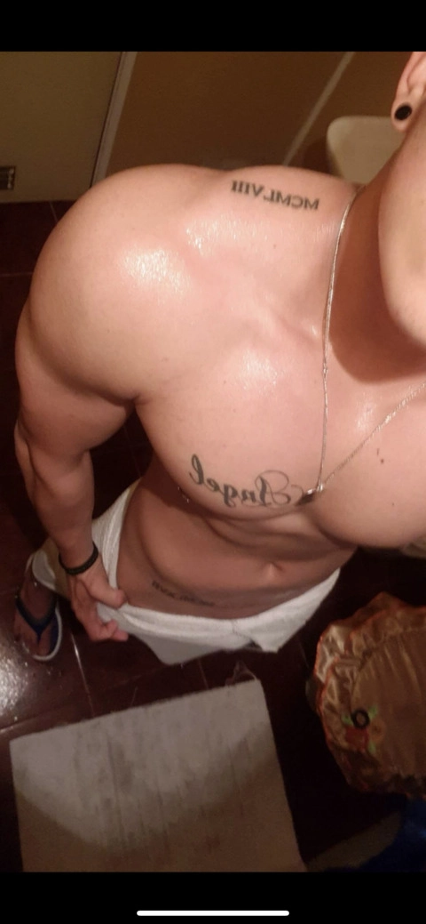 miguel muñoz OnlyFans Picture