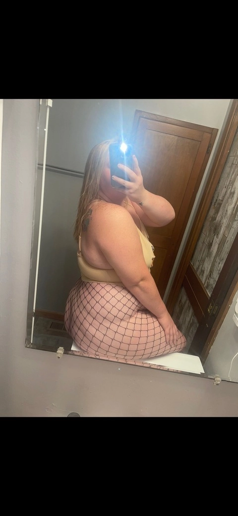 Curvy Jess OnlyFans Picture