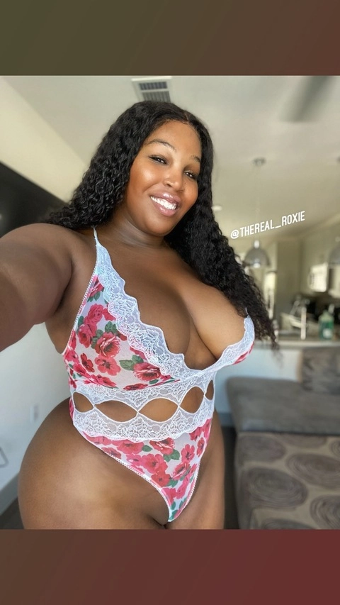 TheReal_RoxieFree