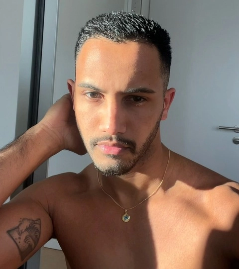 C.olitos OnlyFans Picture