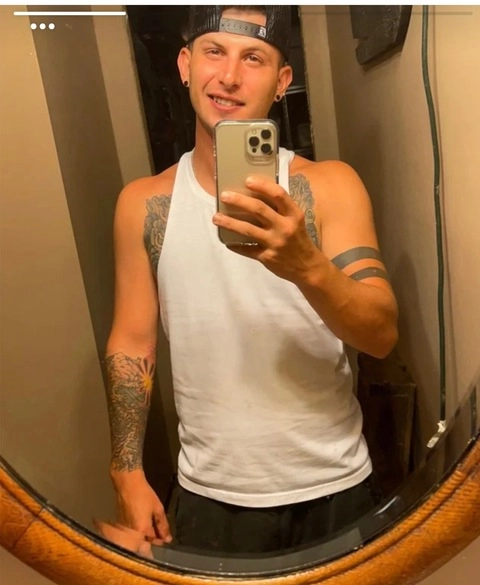 Dustin Frantz OnlyFans Picture