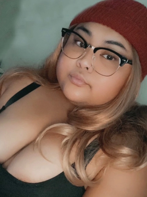 Miss HoneyB OnlyFans Picture