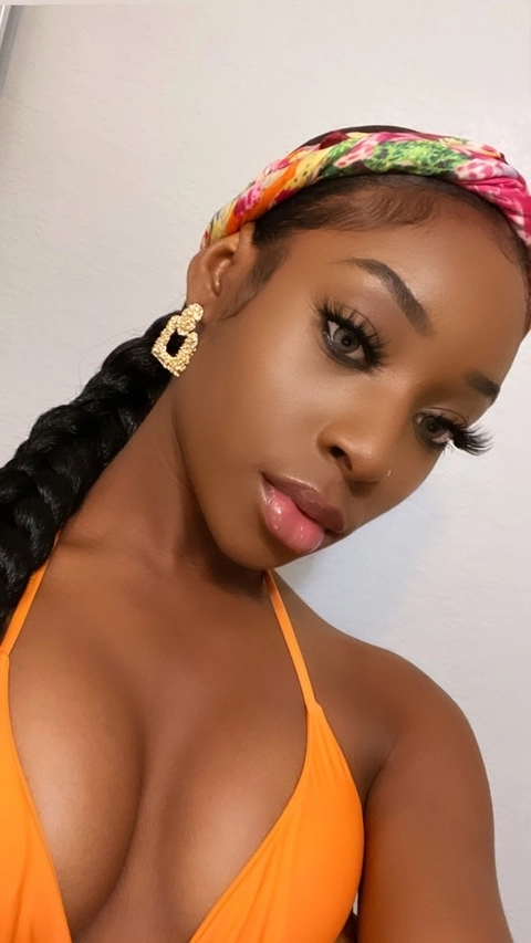 Niyah OnlyFans Picture