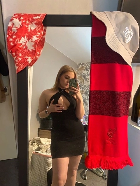 Faye Lou OnlyFans Picture