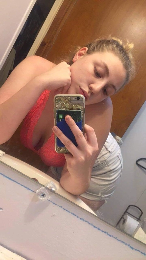 Kenzie OnlyFans Picture