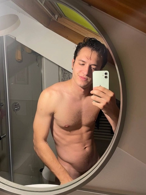 Kris Ferrari OnlyFans Picture