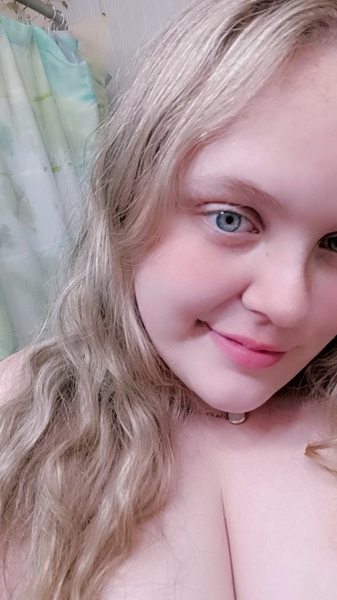 Your cute bbw stepsis | Olivia 🧸 OnlyFans Picture