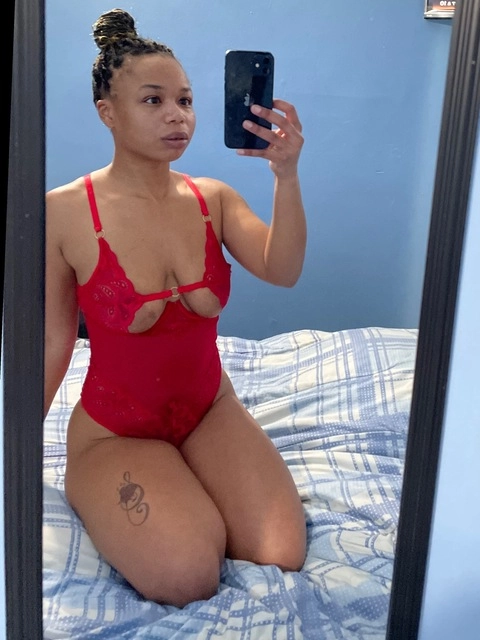 Little Light Red OnlyFans Picture