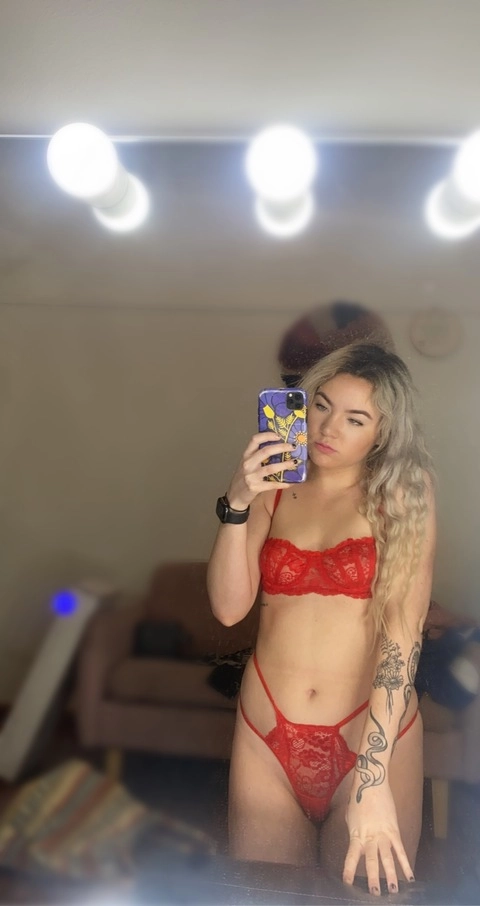 livvy OnlyFans Picture