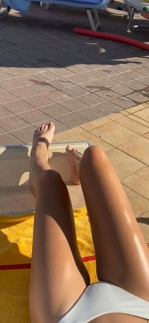 2girls4feets OnlyFans Picture