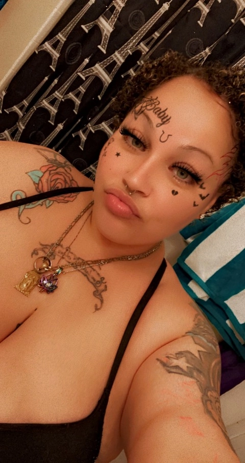 Blu aka Keisha Macc OnlyFans Picture