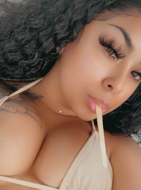 Ashley Banks OnlyFans Picture