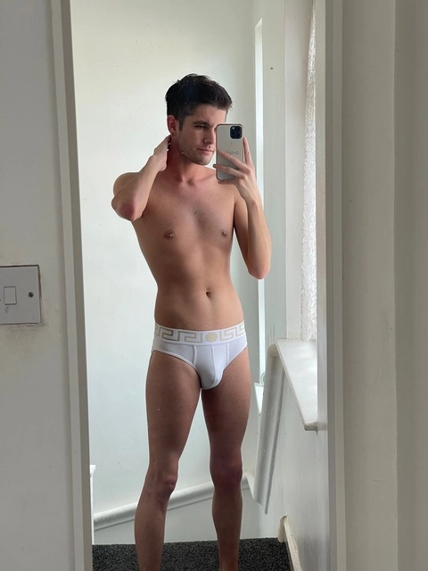 Malachi cooper 😝 OnlyFans Picture