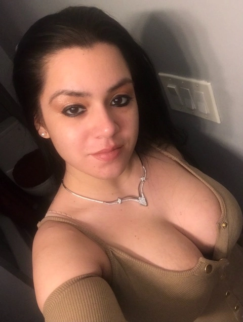 Yesenia Contes OnlyFans Picture
