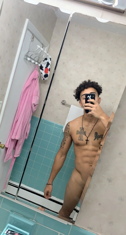 Dylan OnlyFans Picture