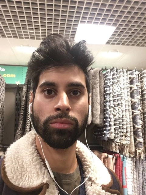 Hasan OnlyFans Picture