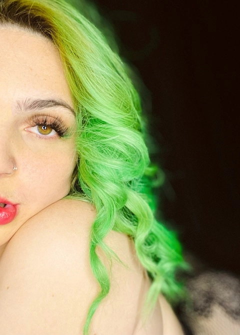 Lil hypnotic Green OnlyFans Picture