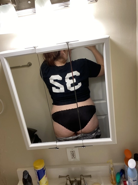 Rose OnlyFans Picture