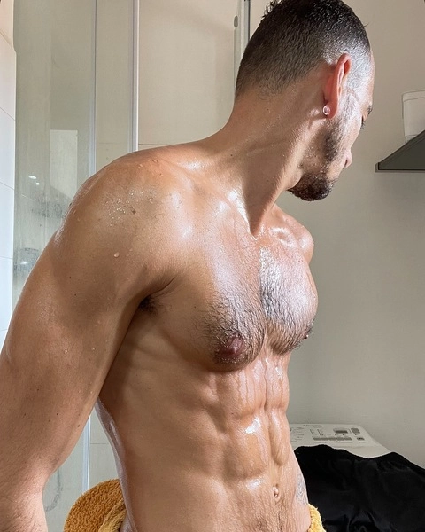 MVL OnlyFans Picture