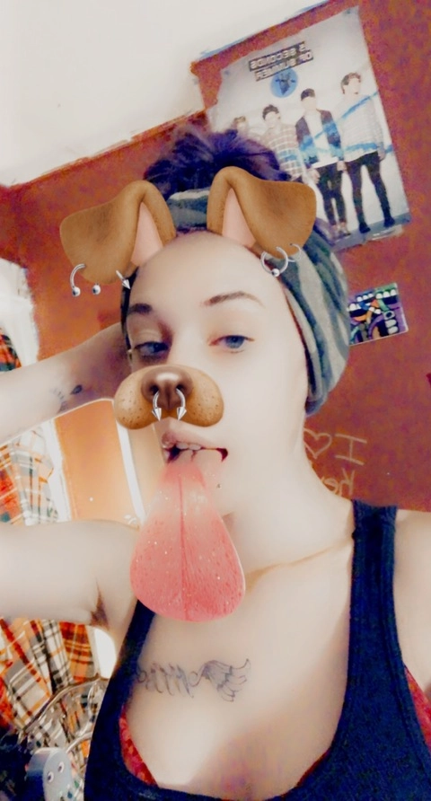 StonerBabyDani💋 OnlyFans Picture