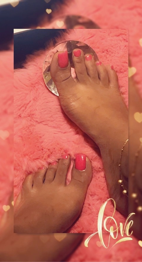 TYCKLEMEPINK OnlyFans Picture