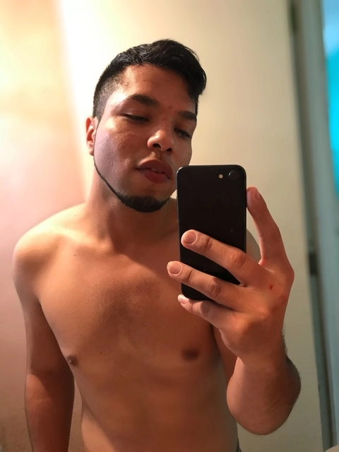 Jonatan Avila OnlyFans Picture