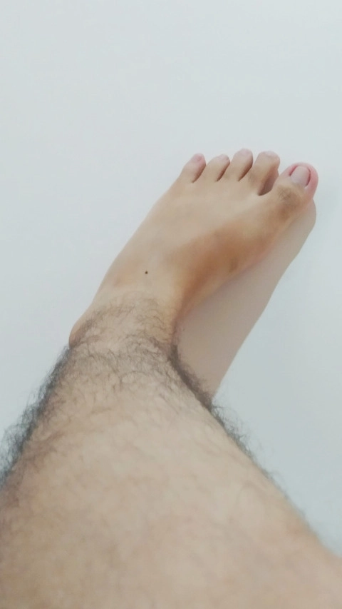 man's feet