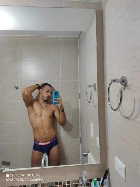 CARLOS FONTALVO MADRID OnlyFans Picture