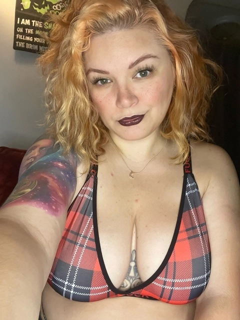 Mia Chainsaw OnlyFans Picture