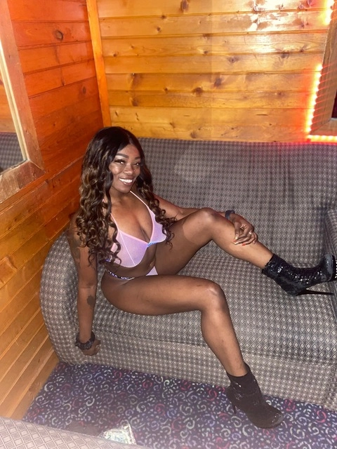 Chocolate overdose ? OnlyFans Picture