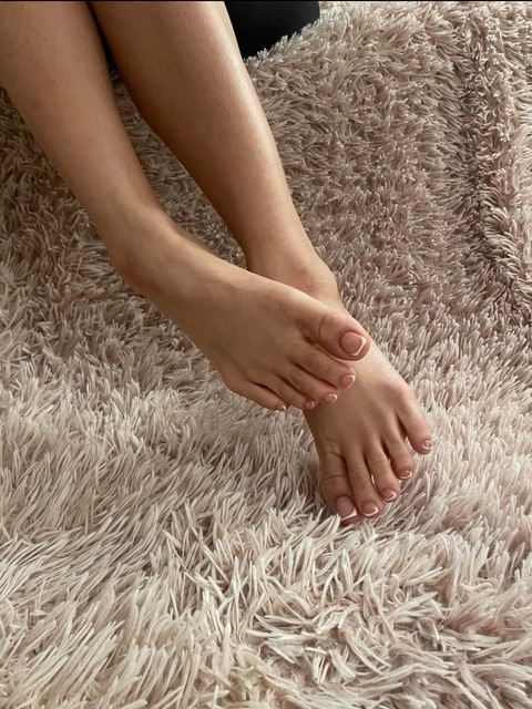 peakaboofeet OnlyFans Picture